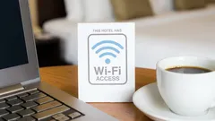 Gebruik je wifi in een hotel? Experts leggen uit waarom je dat beter niet kunt doen